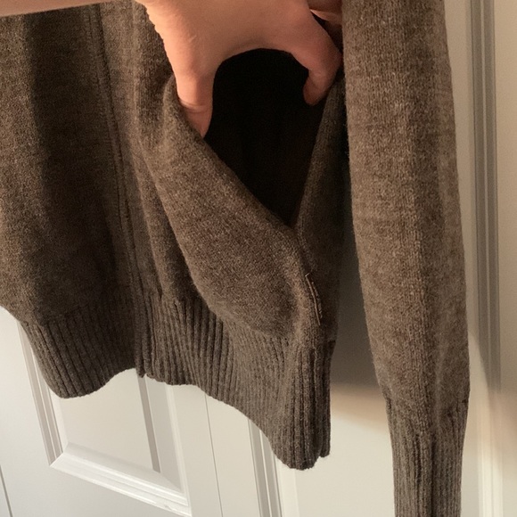 SOLD Heybo wool zip-up cardigan - Picture 8 of 9